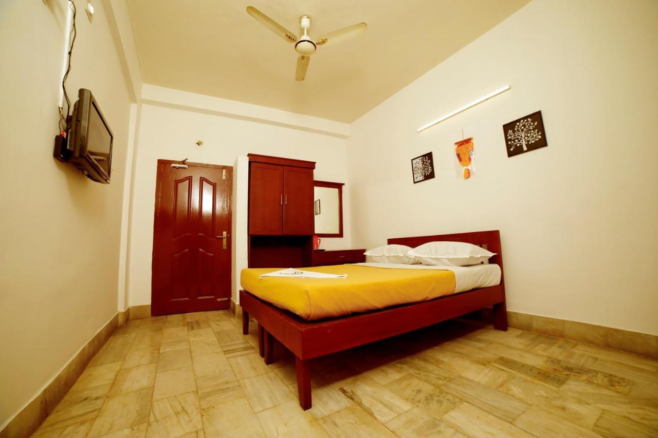 Kairali Tourist Home Guruvāyūr Екстериор снимка