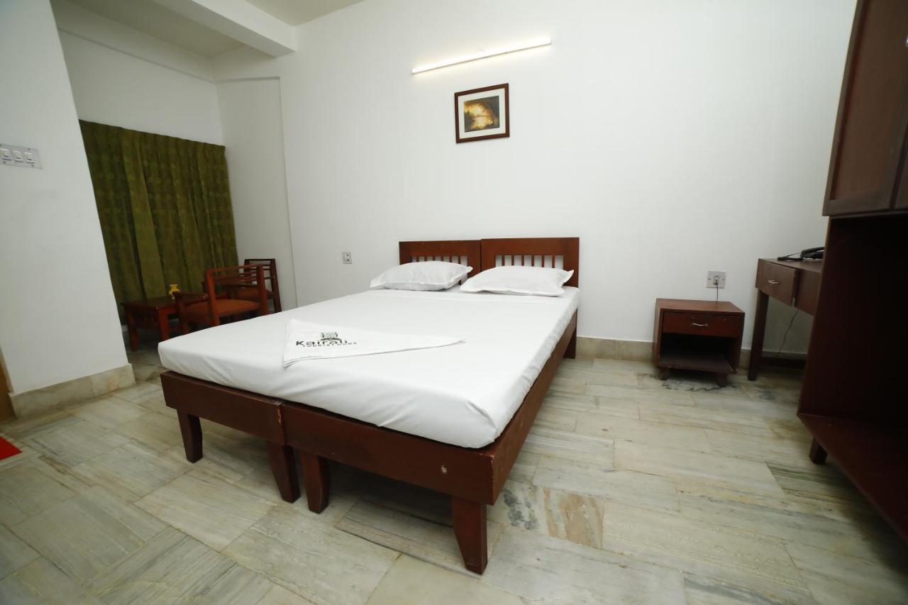 Kairali Tourist Home Guruvāyūr Екстериор снимка