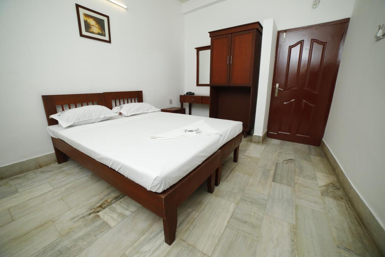 Kairali Tourist Home Guruvāyūr Екстериор снимка