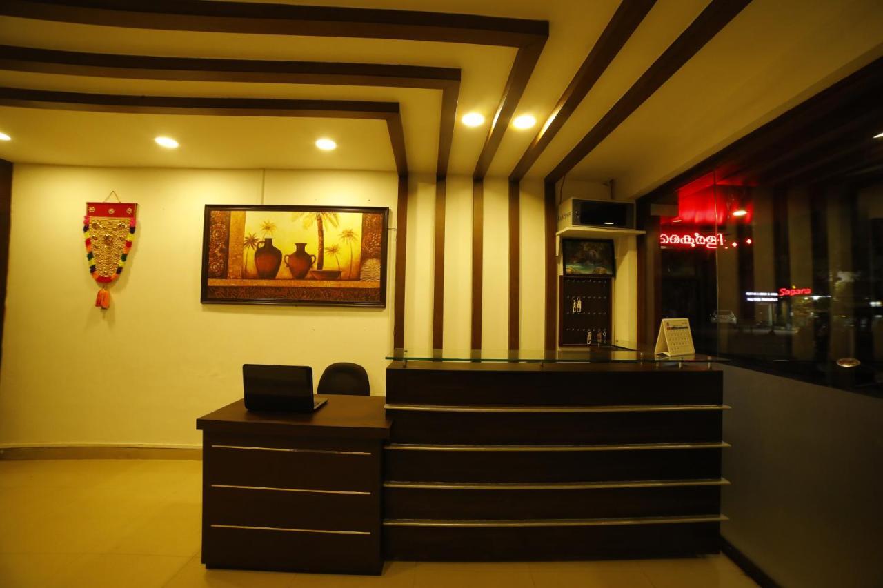 Kairali Tourist Home Guruvāyūr Екстериор снимка